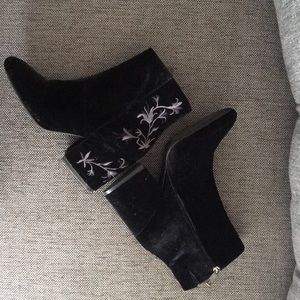 Kenneth Cole Renna Black Velvet Embroidered Boots